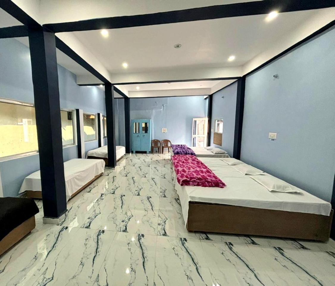 Shree Valmiki Home Stay Ayodhya Экстерьер фото